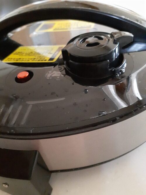電気圧力鍋 上蓋 圧力弁